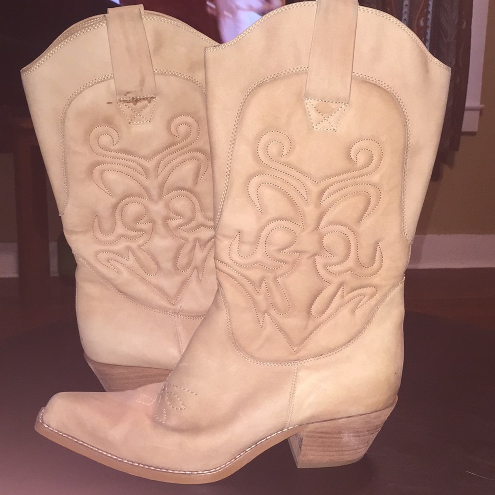 Nine West cowgirl boots